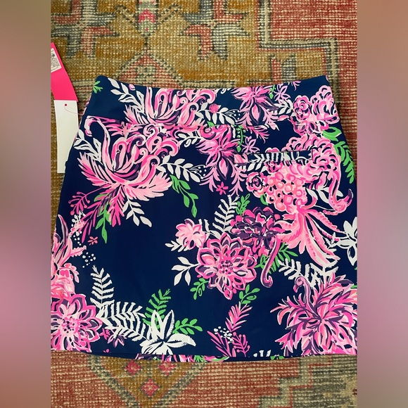 Lilly Pulitzer skort luxletix NTW Monica hard to find - Picture 8 of 16